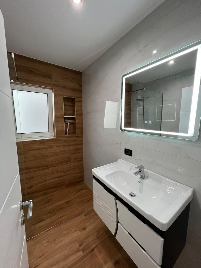 Hotel Vila Herta Durrës Zewnętrze zdjęcie