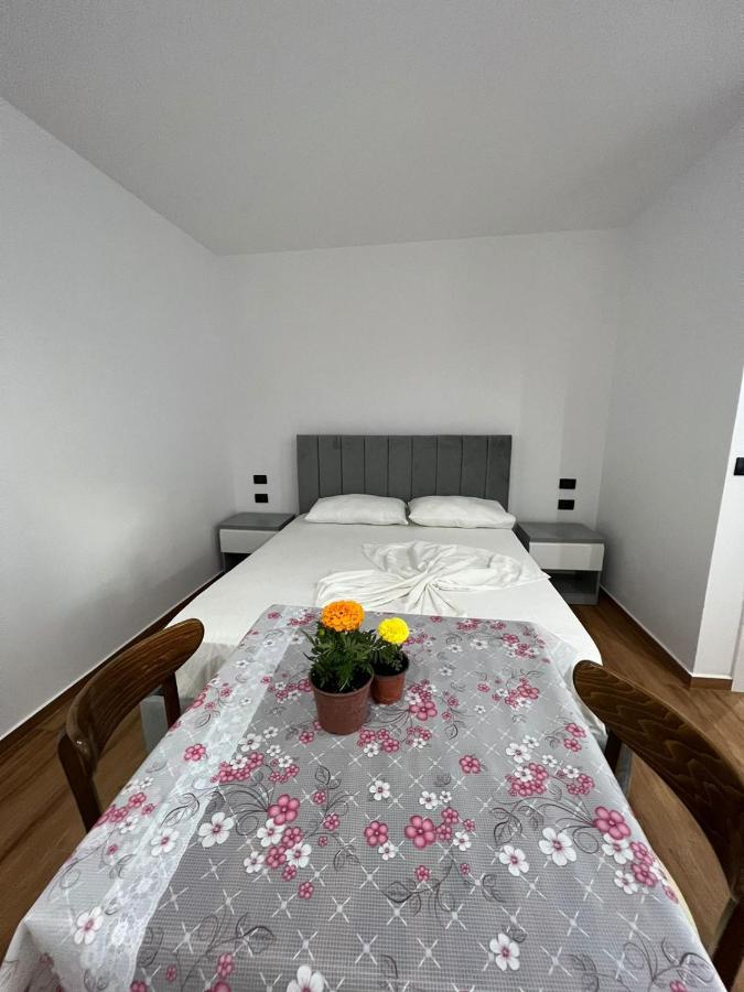 Hotel Vila Herta Durrës Zewnętrze zdjęcie